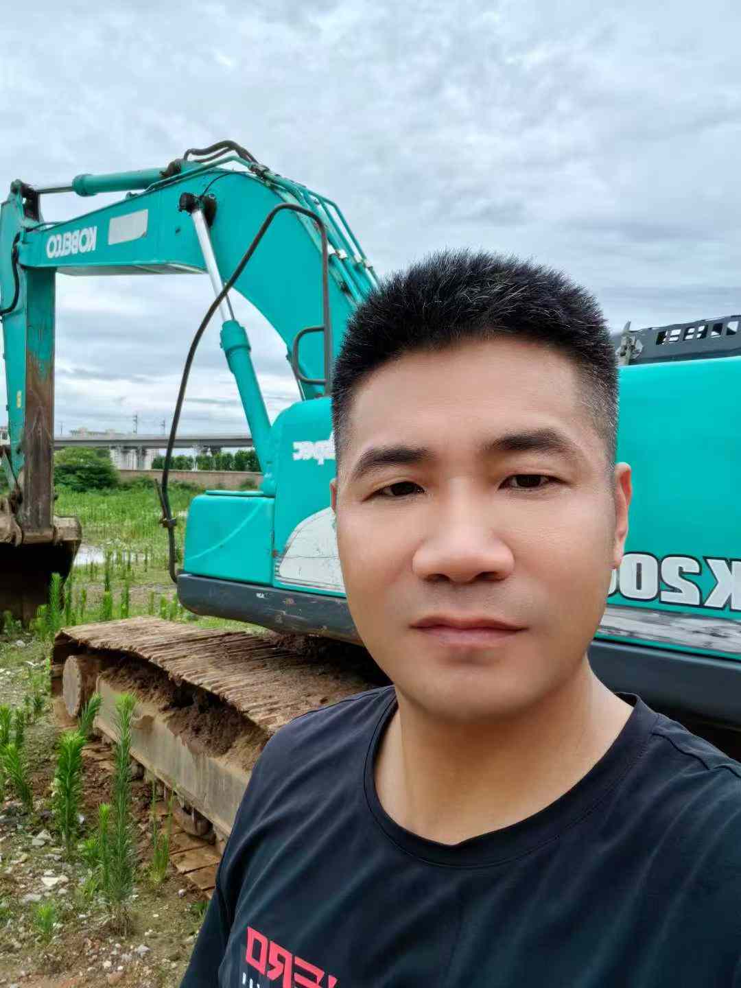 Used Kobelco SK210 Excavator 2013 Model
