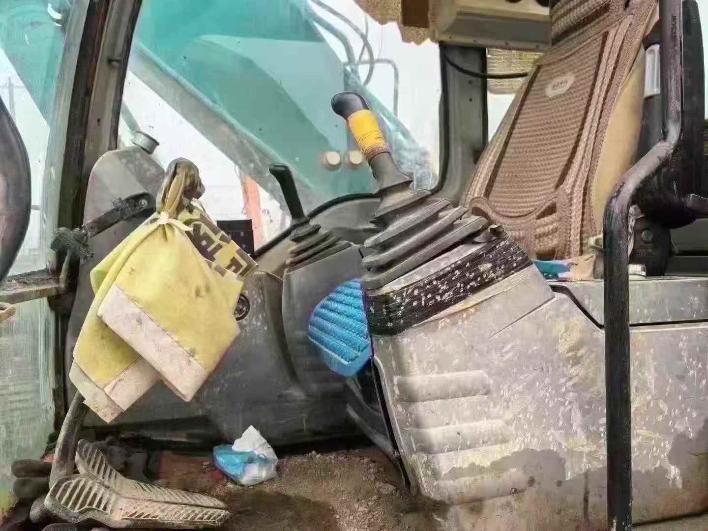 Used Kobelco SK210-6 Excavator 2016 Model / 8