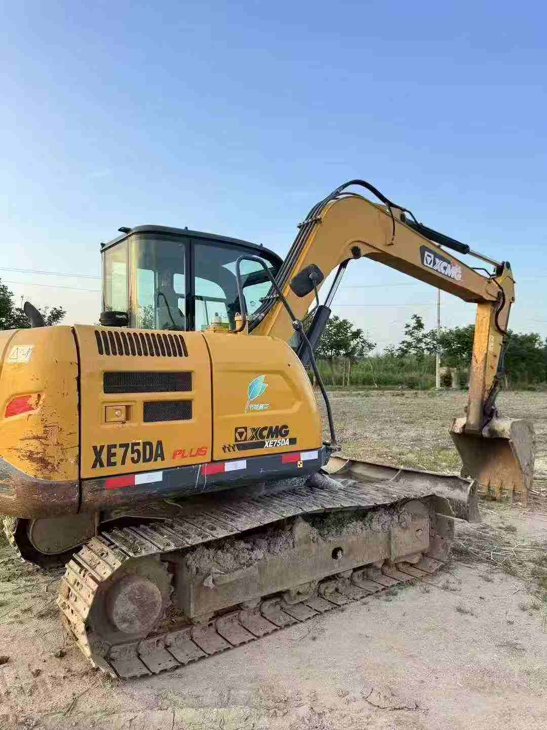 Used XCMG XE75WD Excavator 2021 Model / 2