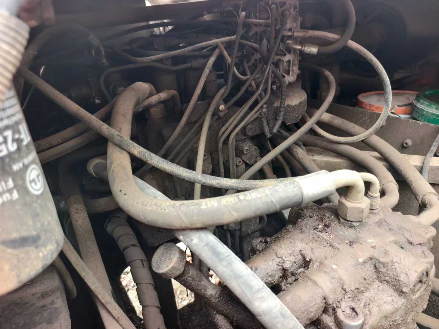 Used Hitachi ZX240-3 Excavator 2010 Model / 8