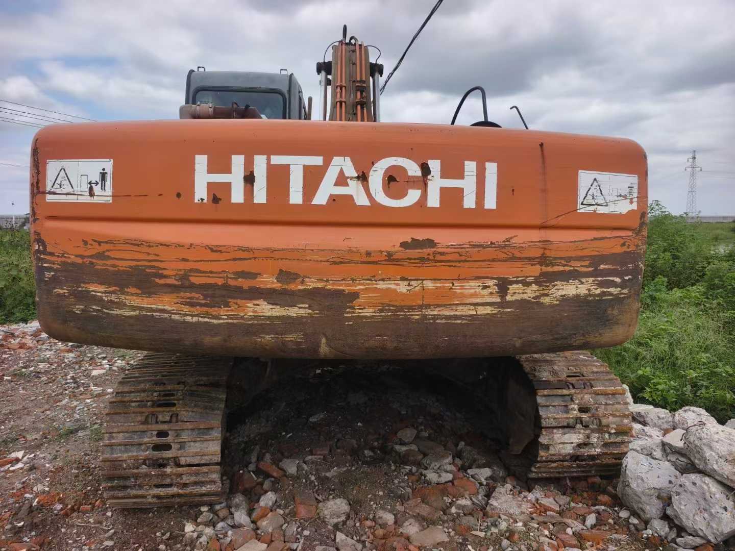 Used Hitachi ZX240-3 Excavator 2010 Model / 5