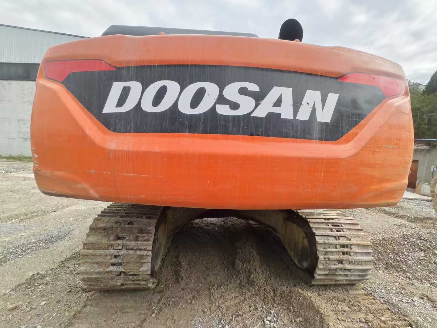 Used Doosan DH200-3 Excavator 2020 Model / 5