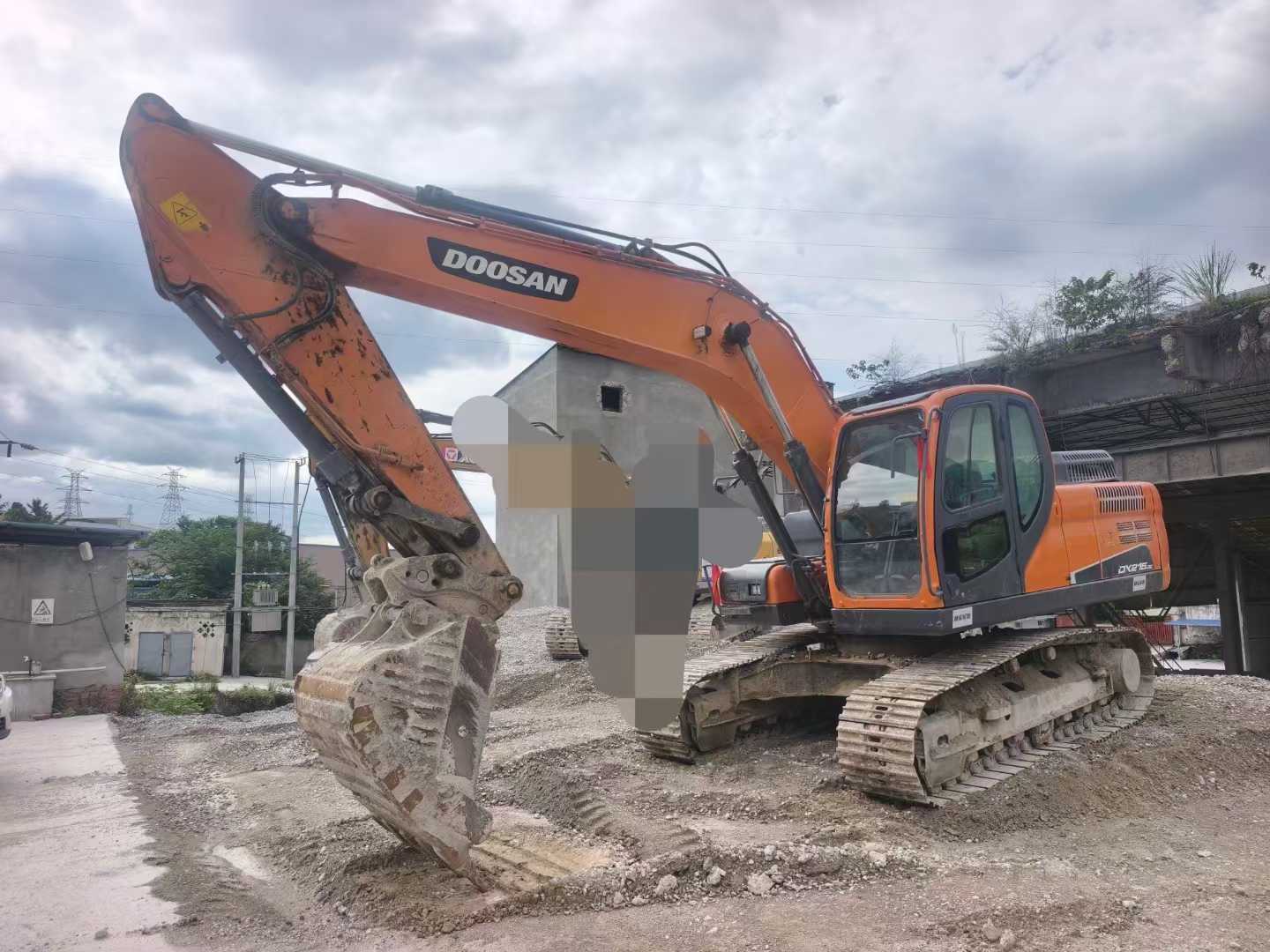 Used Doosan DH200-3 Excavator 2020 Model / 2