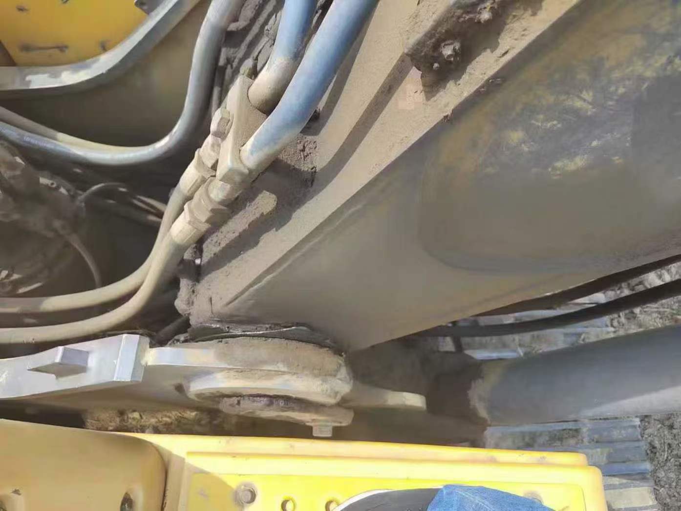 Used Volvo EW210C Excavator 2012 Model