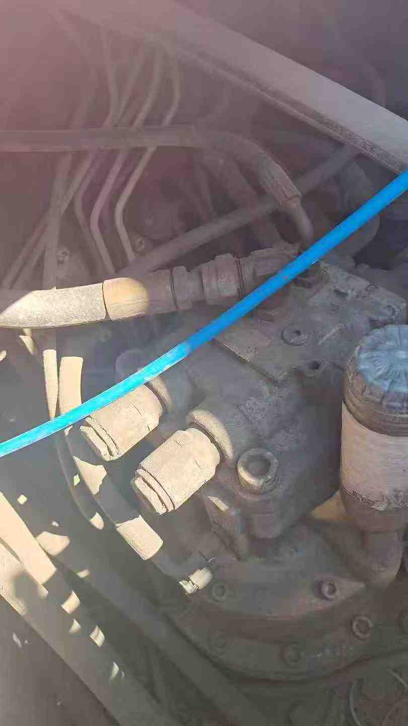 Used Hitachi ZAXIS200 Excavator 2016 Model / 3