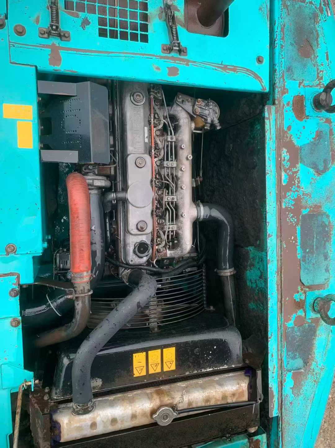 Used Kobelco SK200-9 Excavator 2016 Model / 3