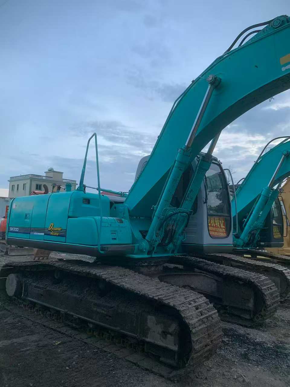 Used Kobelco SK200-9 Excavator 2016 Model / 2
