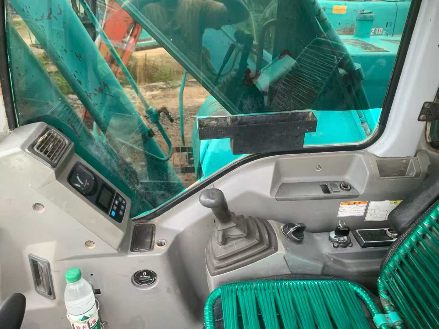Used Kobelco SK200-9 Excavator 2016 Model / 8