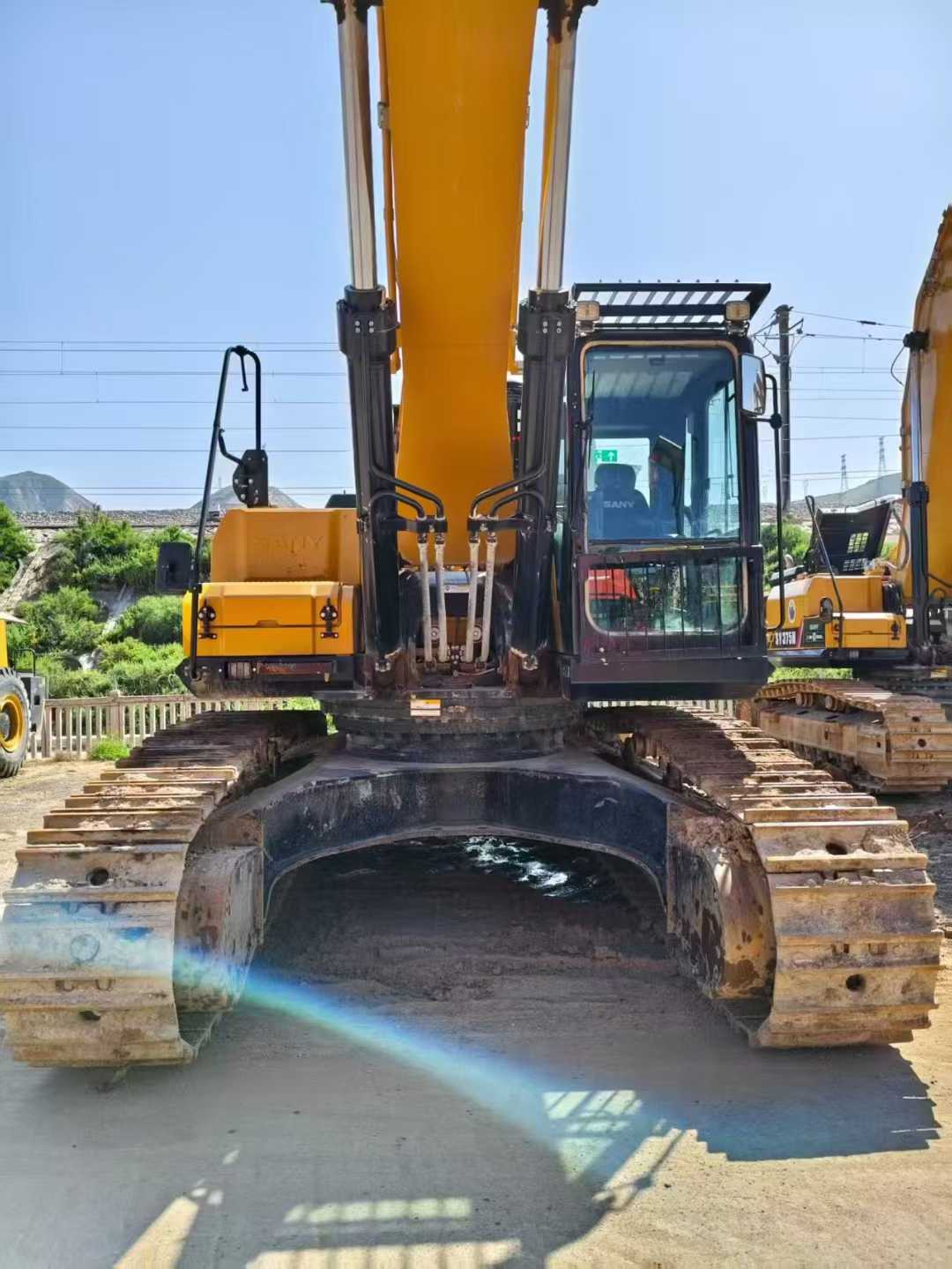 Used Sany SY415H Excavator 2016 Model / 3