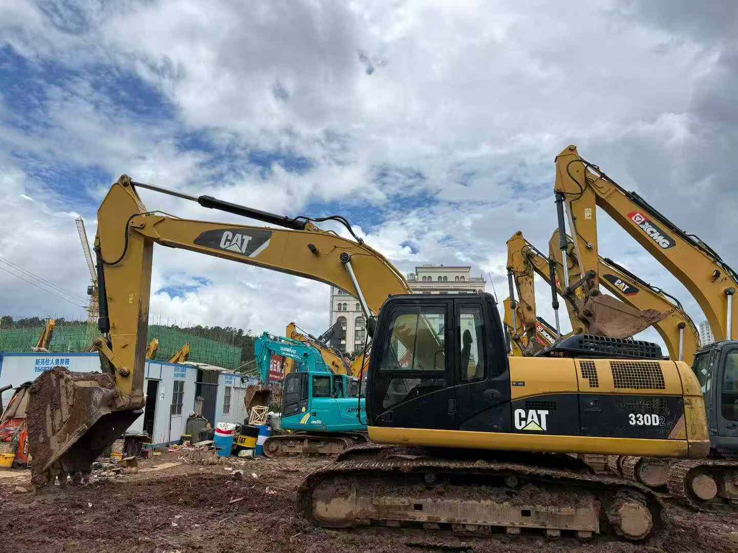 Used Caterpillar 324DL Excavator 2011 Model
