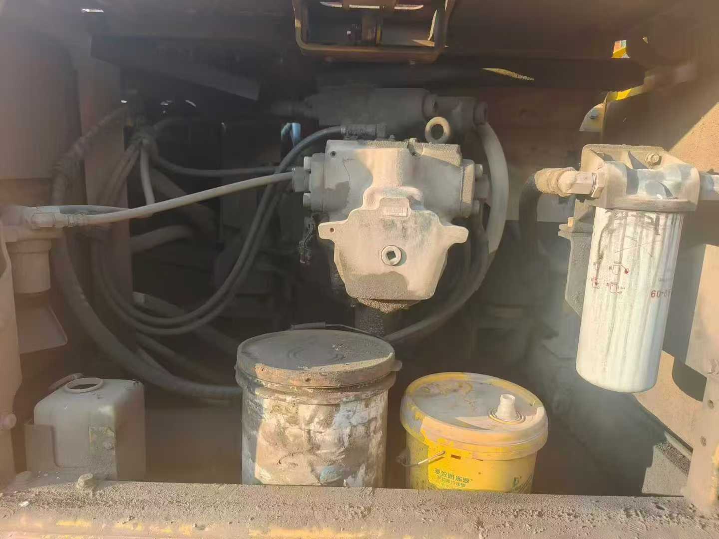 Used Komatsu PC350-8 Excavator 2016 Model / 3