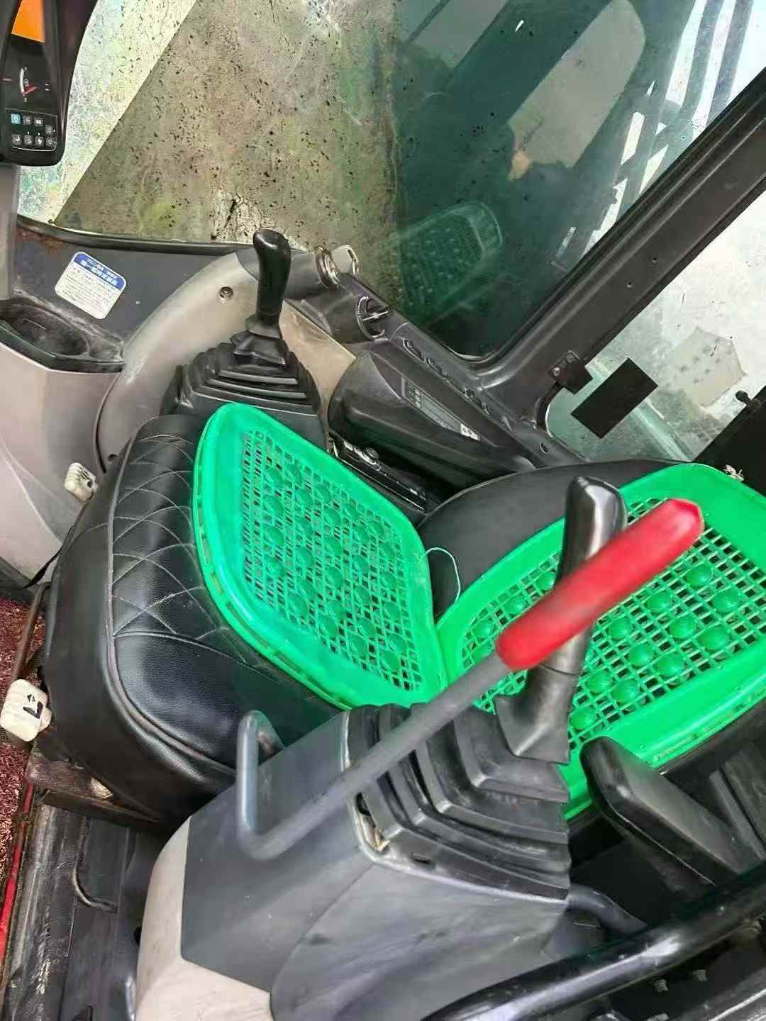 Used Kobelco SK200 Excavator 2016 Model / 9