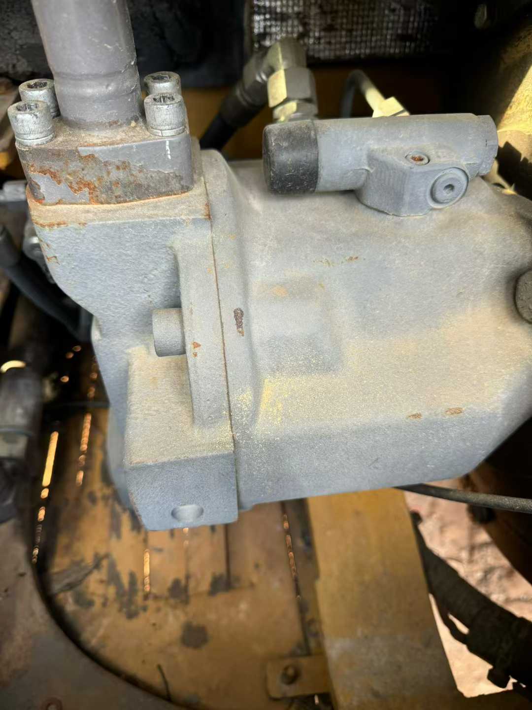 Used XCMG LW60G Excavator 2015 Model / 5