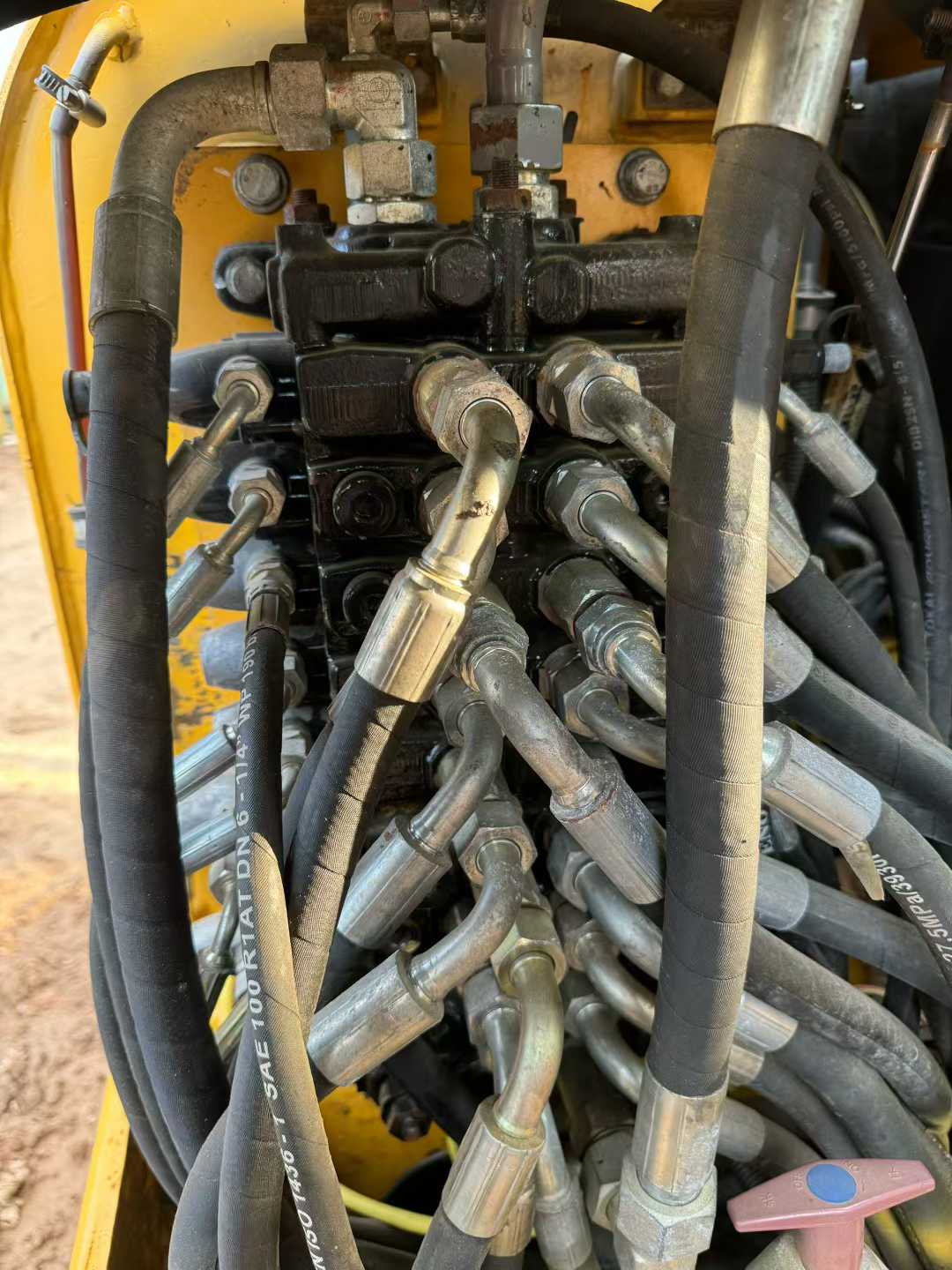 Used XCMG LW60G Excavator 2015 Model / 6