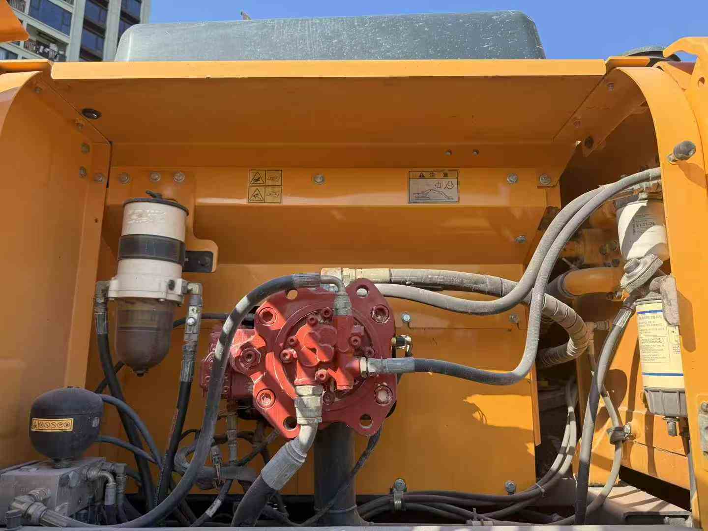 Used Hyundai R385LVS Excavator 2021 Model / 8