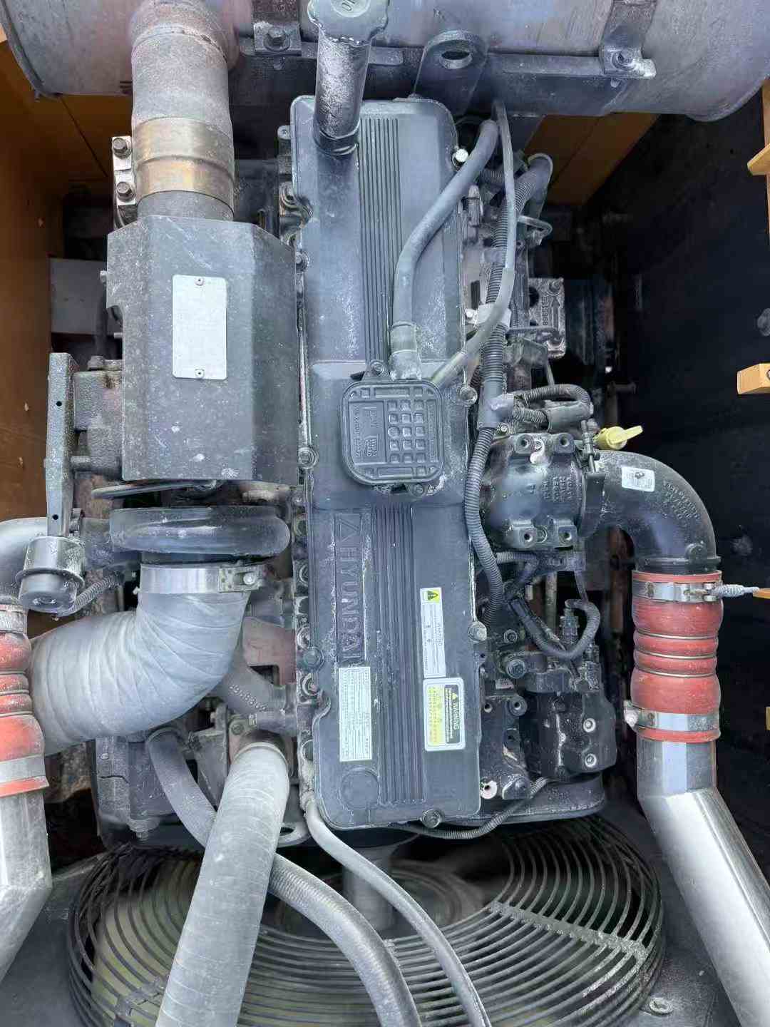 Used Hyundai R385LVS Excavator 2021 Model / 6