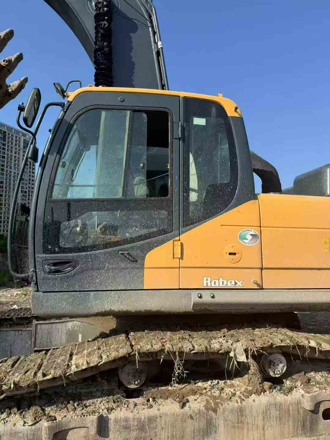Used Hyundai R385LVS Excavator 2021 Model / 9