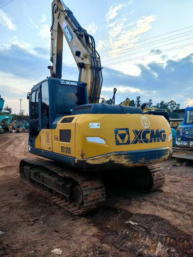Used XCMG XE135GA Excavator 2020 Model / 4