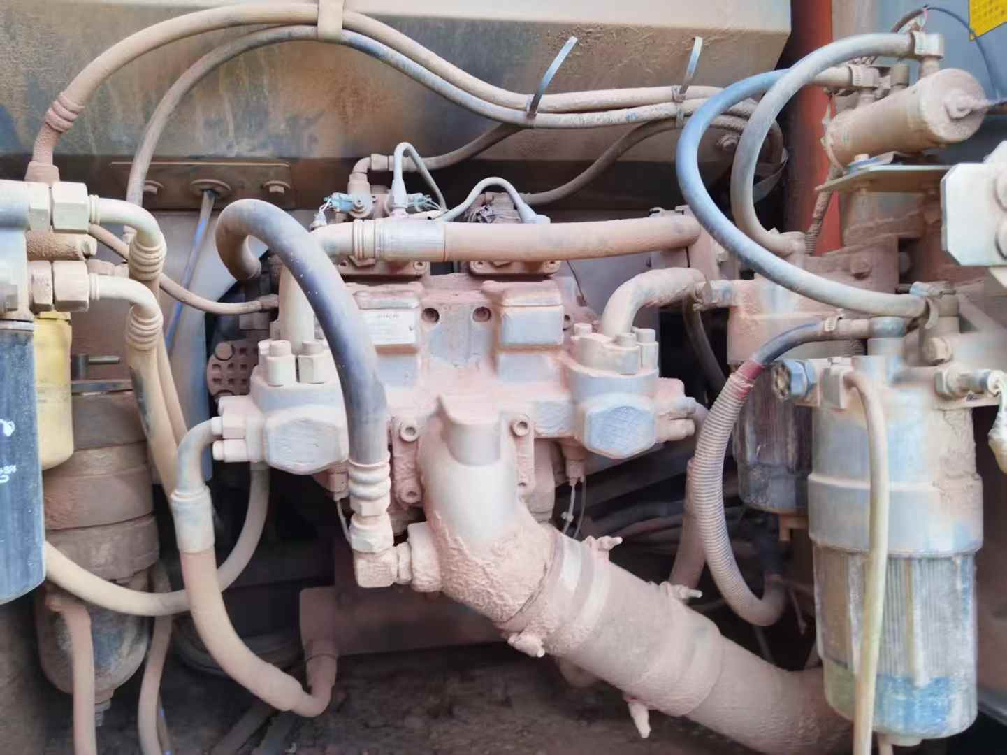 Used Hitachi ZAXIS200 Excavator 2016 Model