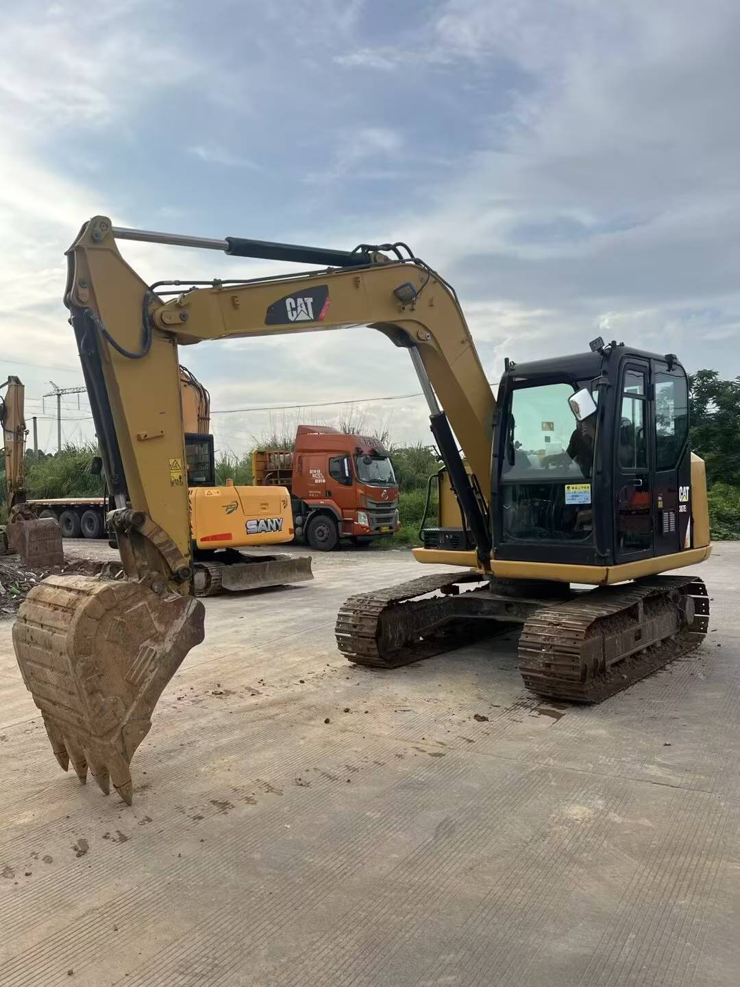 Used Caterpillar 307V2 Excavator 2016 Model / 3