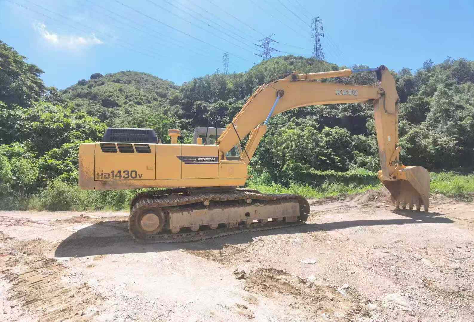 Used Kato HD1430V Excavator 2017 Model