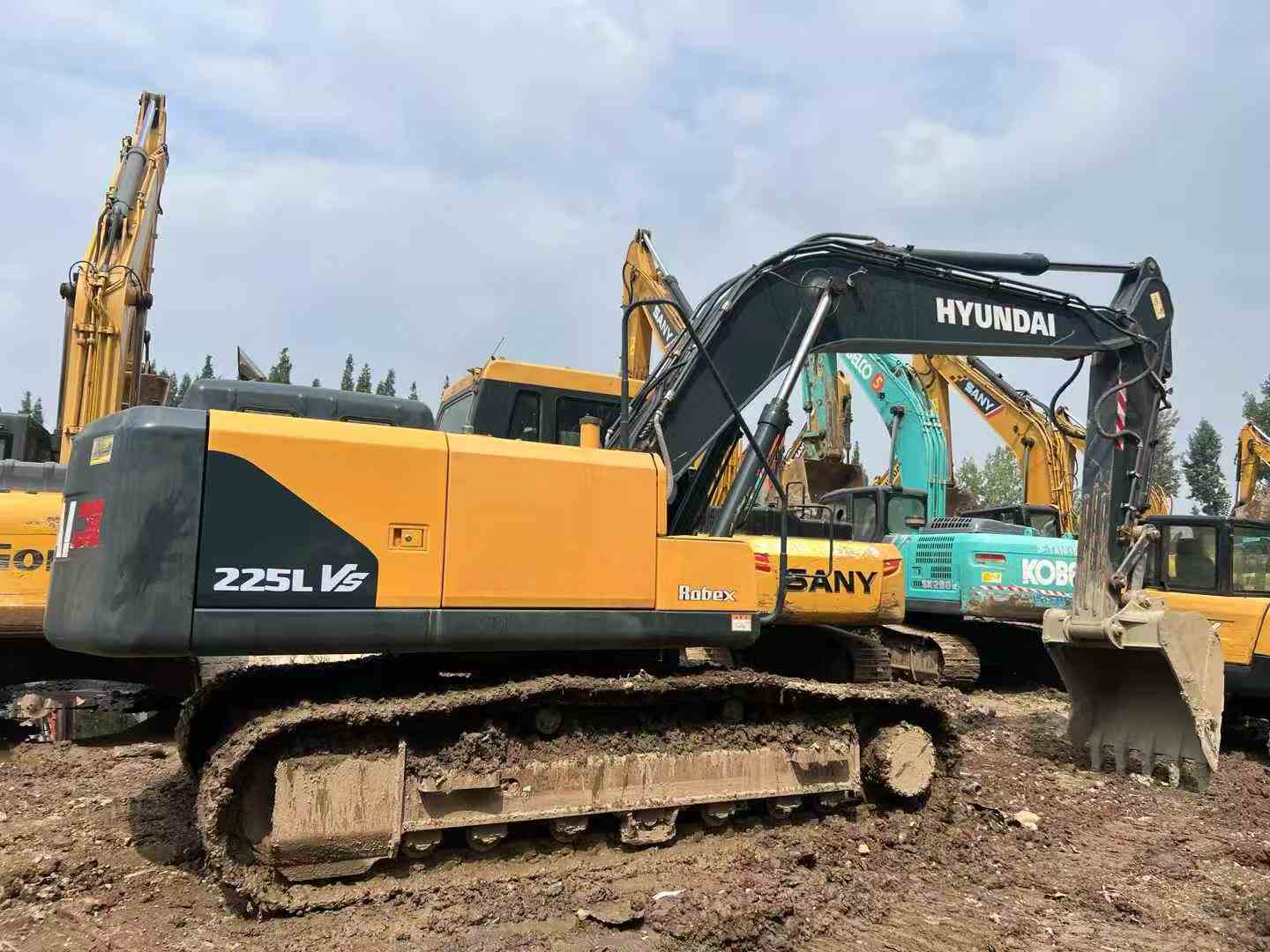 Used Hyundai HX60 Excavator 2022 Model