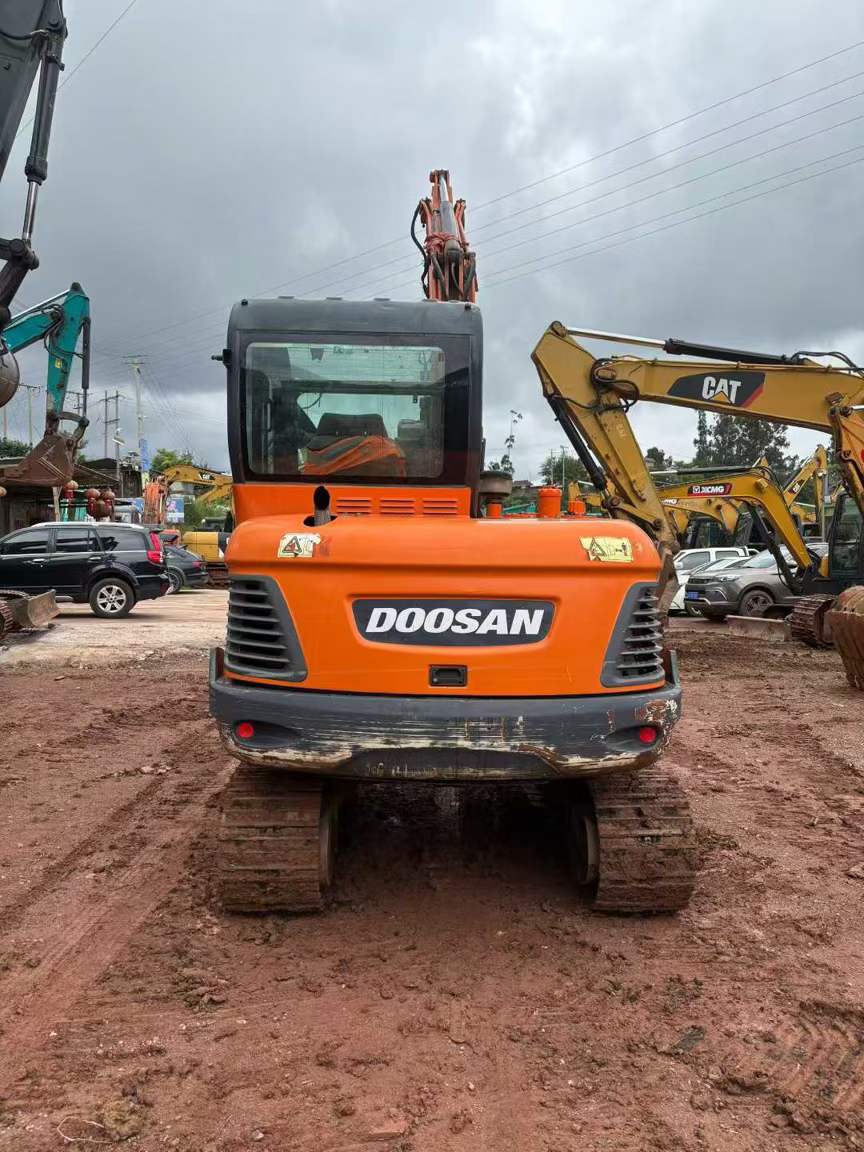 Used Doosan DX60 Excavator 2021 Model / 2