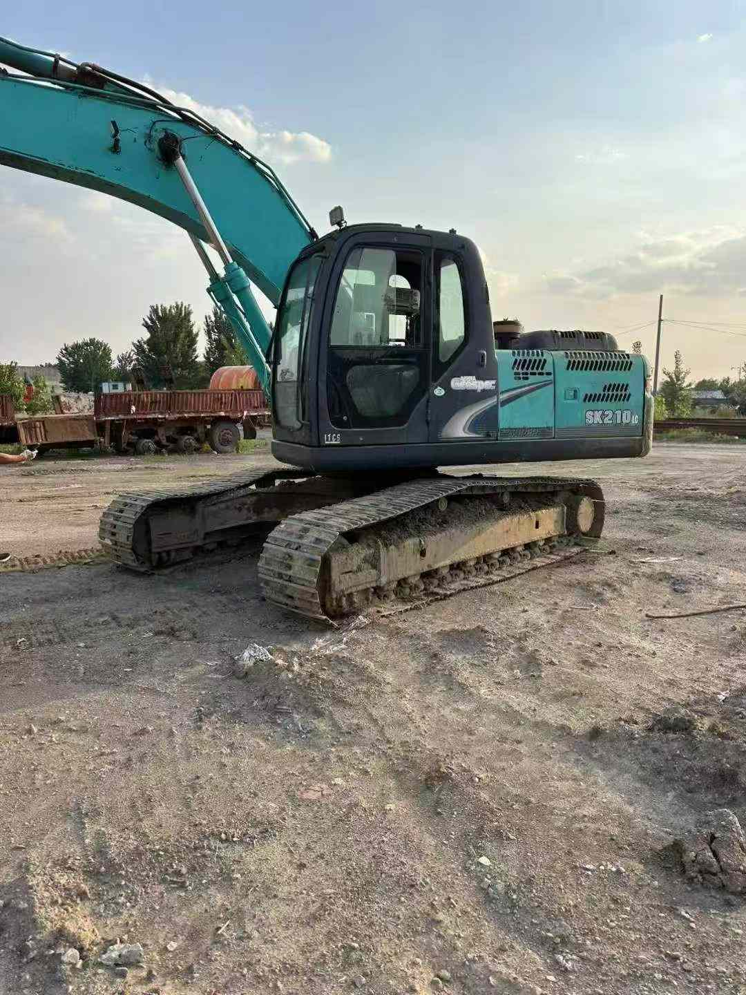 Used Kobelco SK210 Excavator 2016 Model / 2