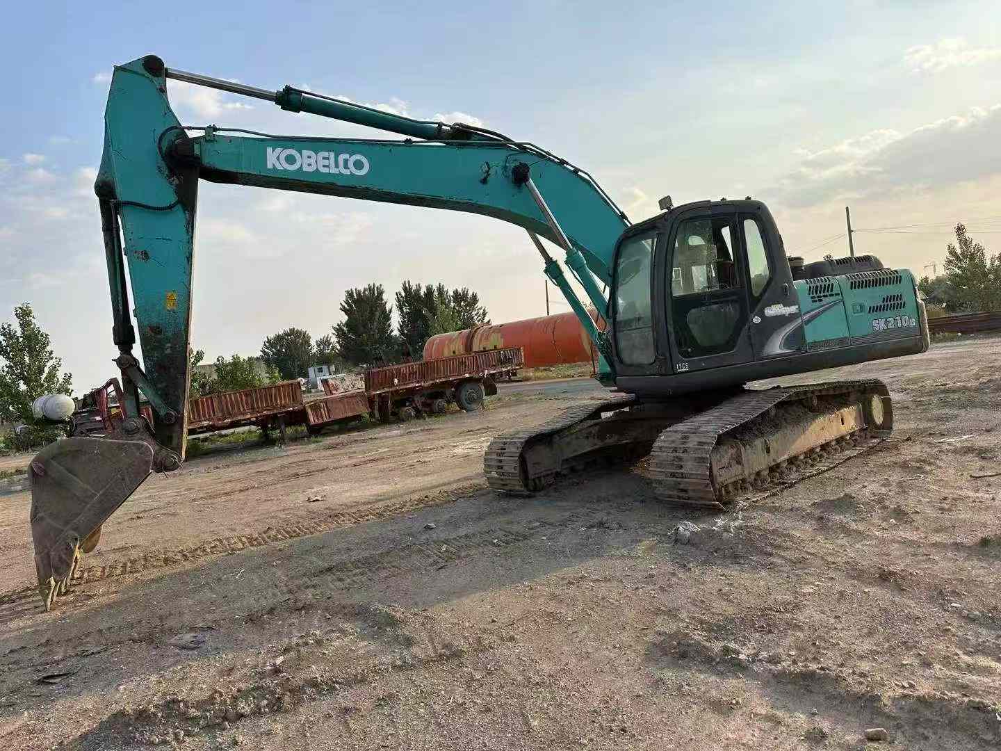 Used Kobelco SK210 Excavator 2016 Model / 3