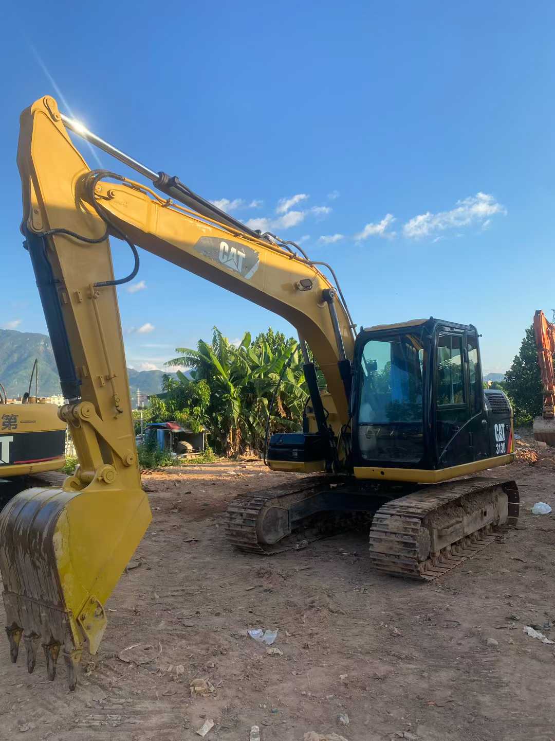 Used Caterpillar 313D Excavator 2016 Model / 9
