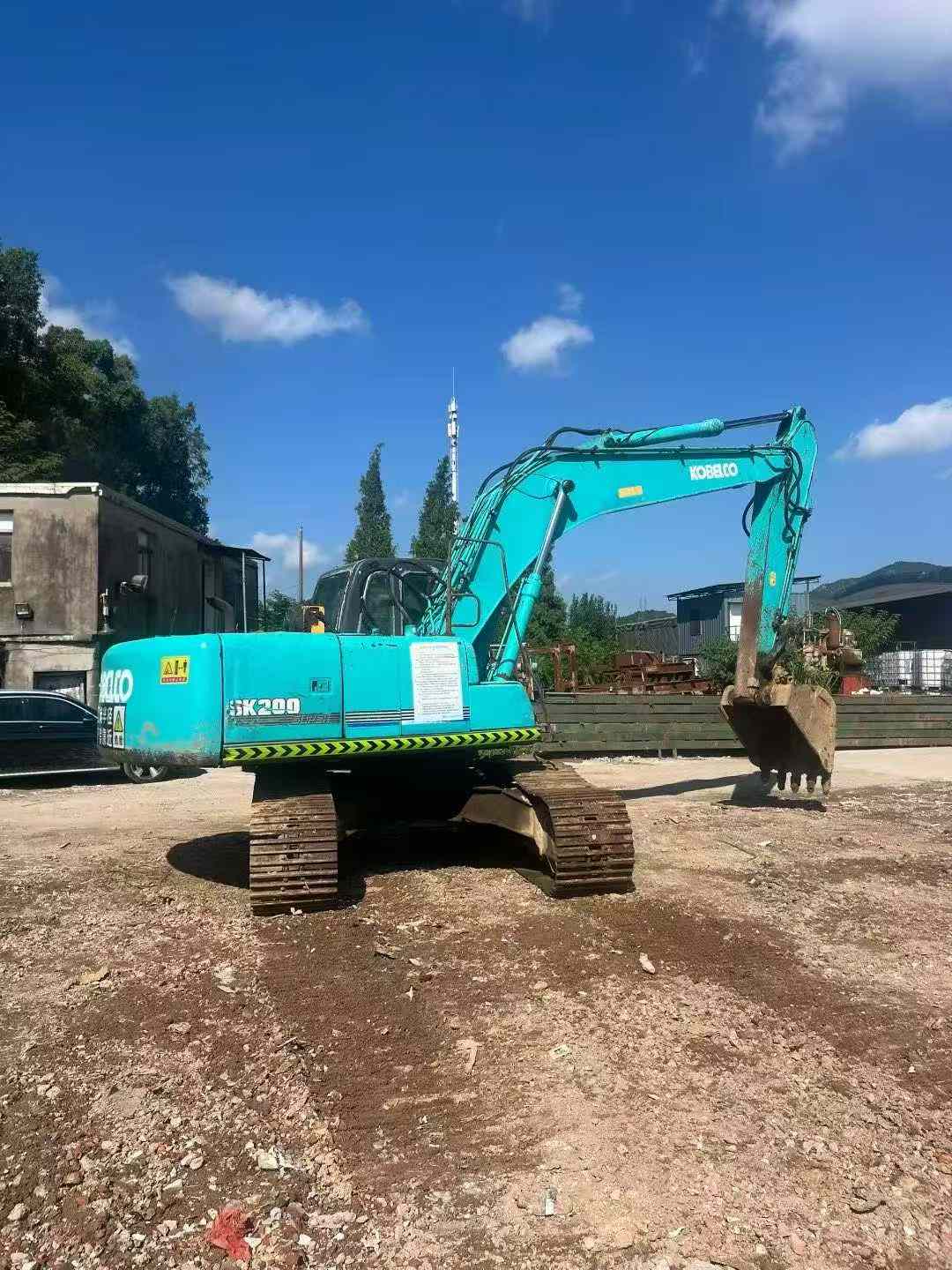 Used Kobelco SK200 Excavator 2016 Model / 3