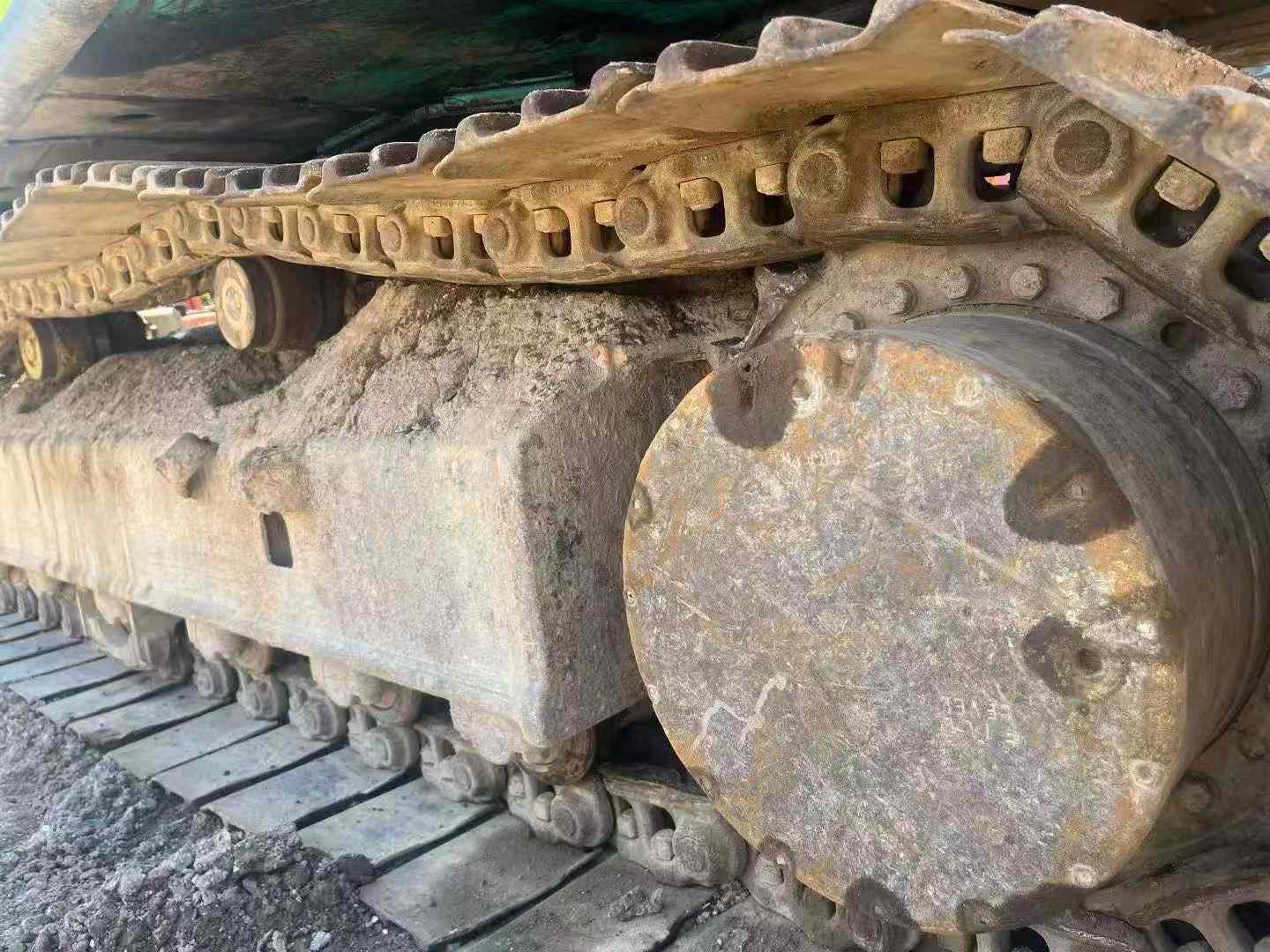 Used Kobelco SK200 Excavator 2016 Model / 9