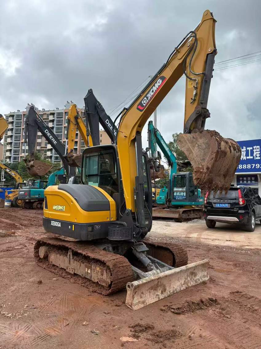 Used XCMG XE60 Excavator 2023 Model / 9