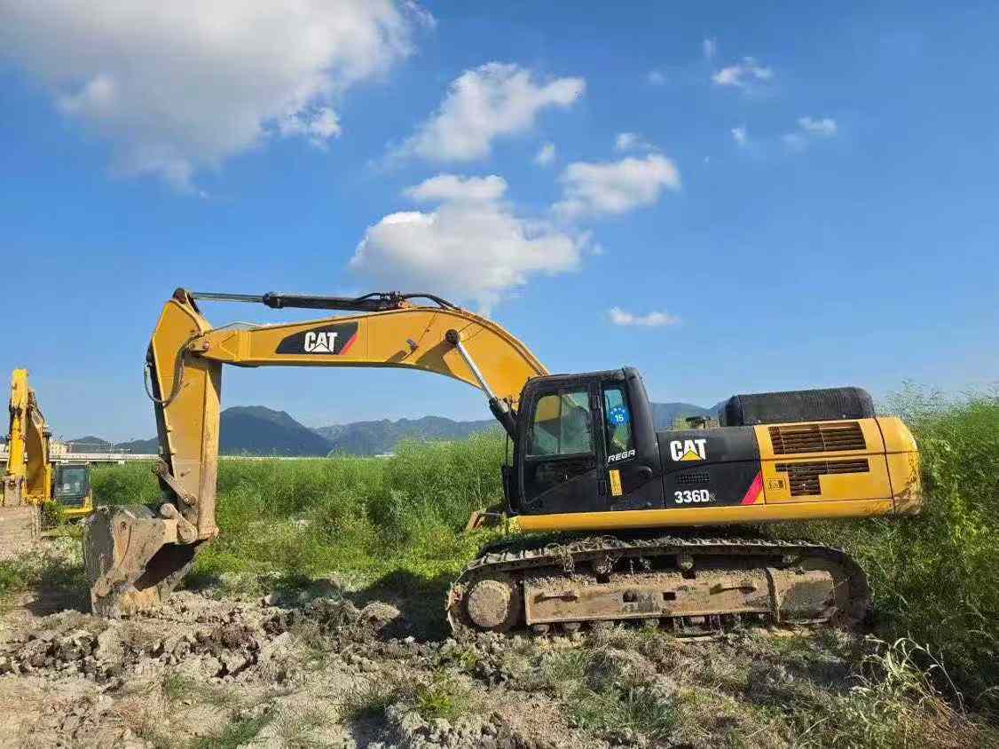 Used Caterpillar 336FLH Excavator 2015 Model / 4
