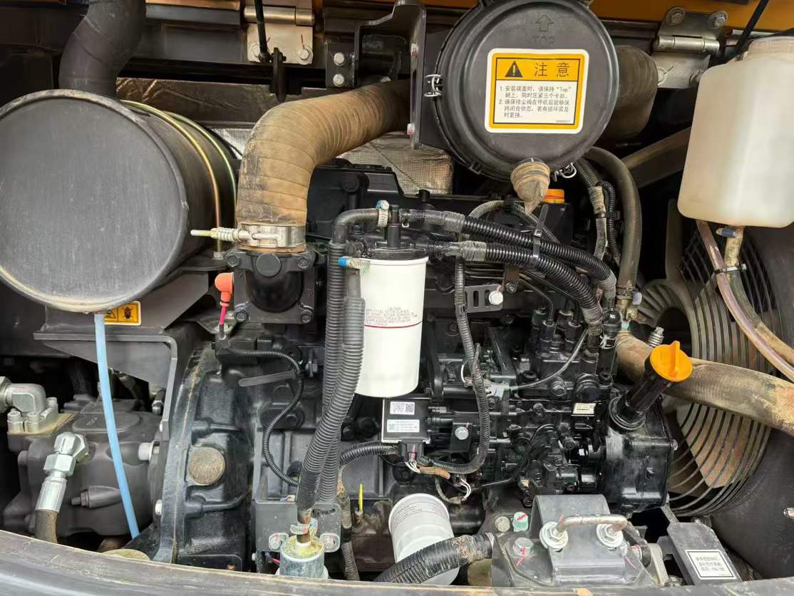 Used XCMG XE60 Excavator 2023 Model / 3