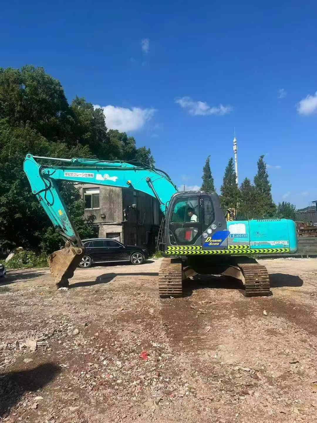Used Kobelco SK200 Excavator 2016 Model / 2