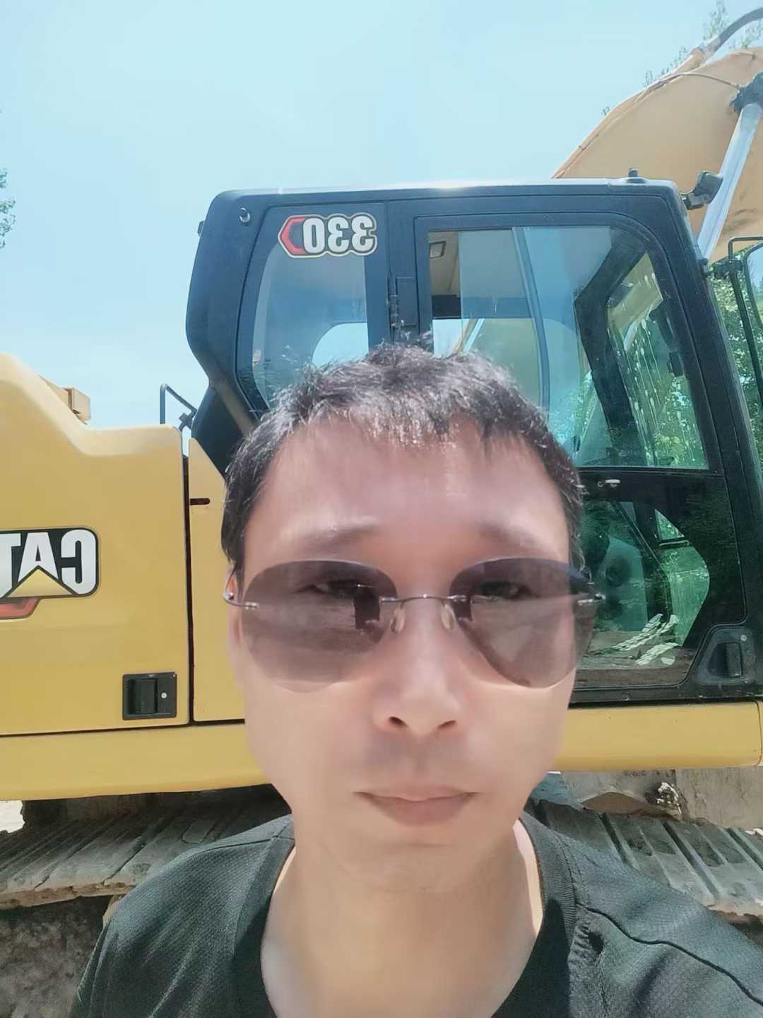 Used Caterpillar 330L Excavator 2020 Model / 9