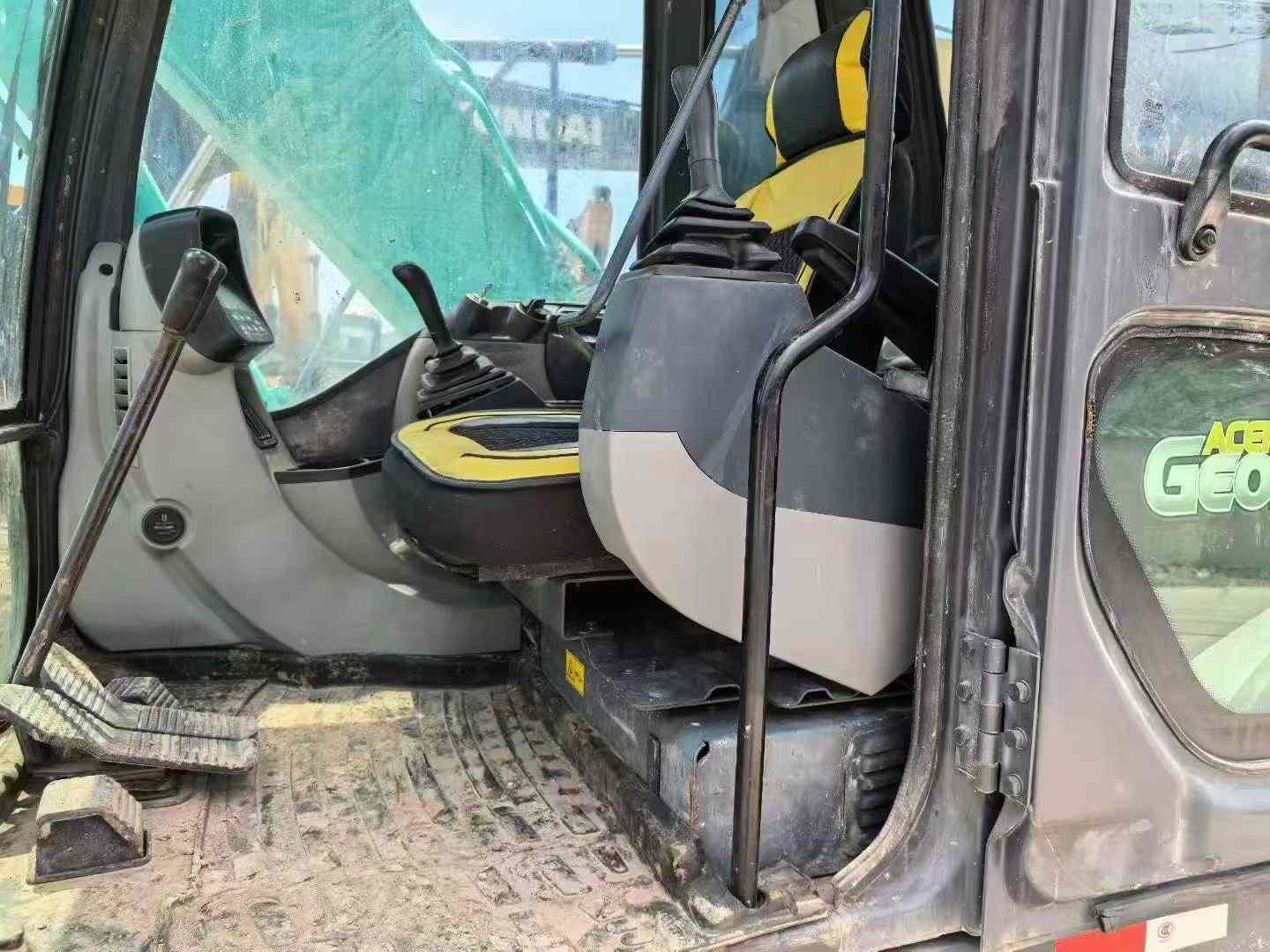 Used Kobelco SK130 Excavator 2018 Model / 7