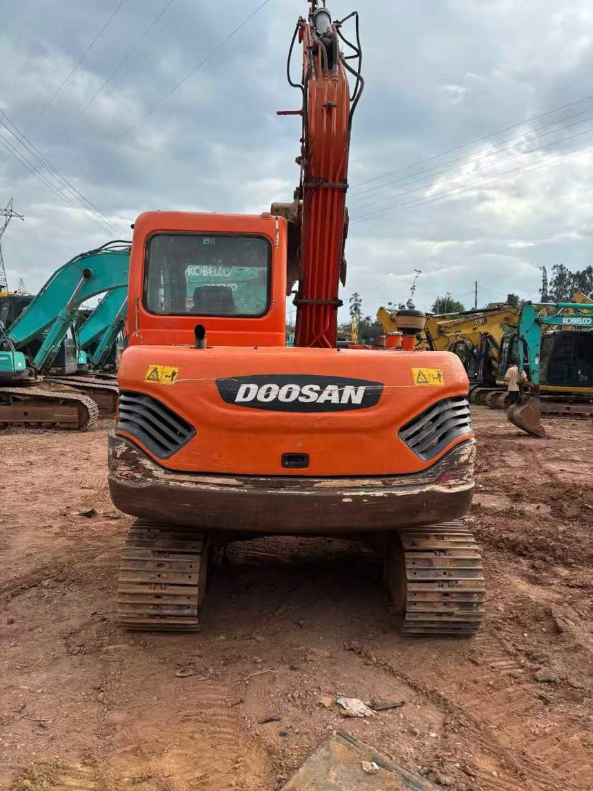 Used Doosan DX75 Excavator 2017 Model / 2
