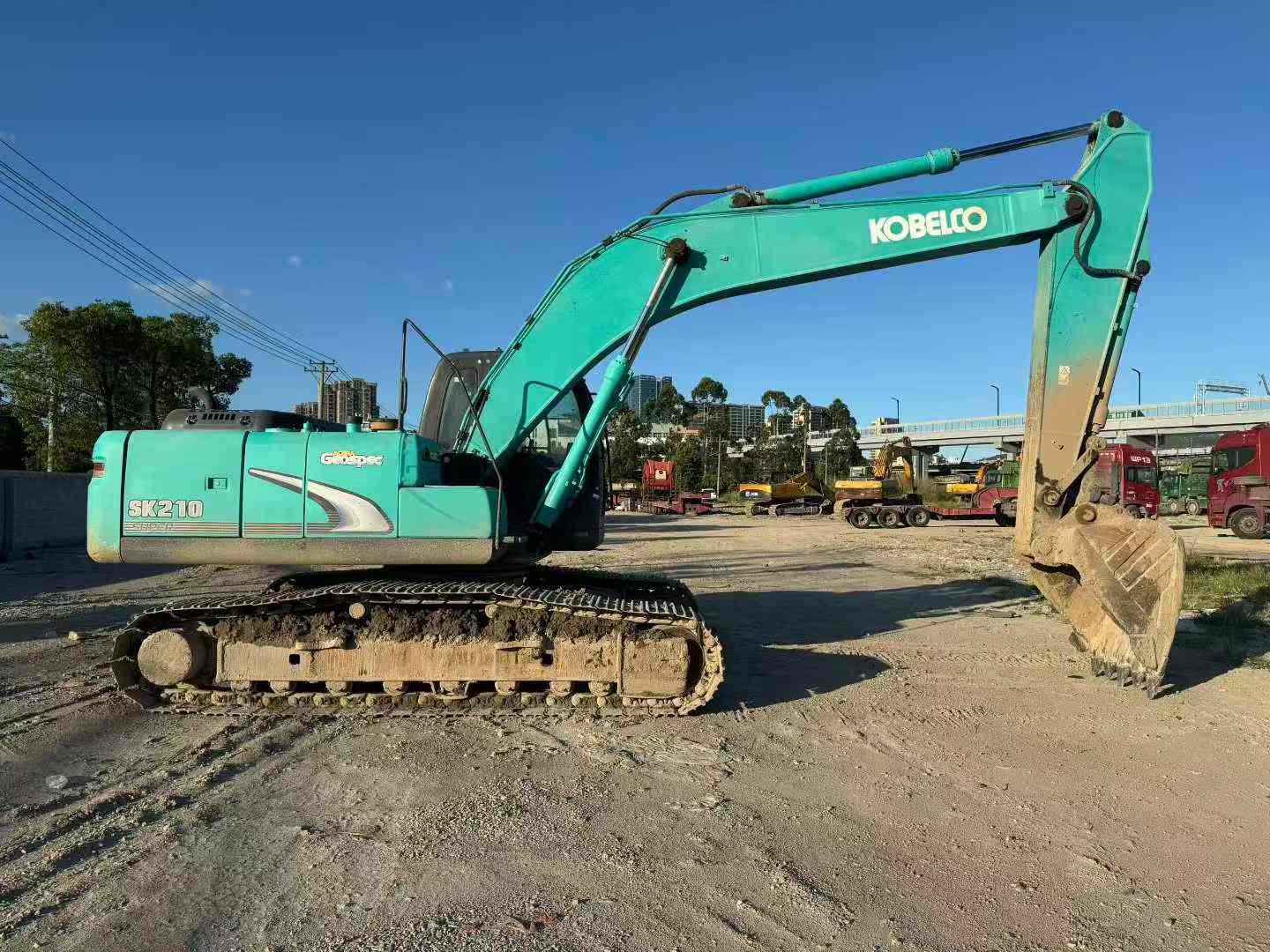 Used Kobelco SK210 Excavator 2015 Model / 3