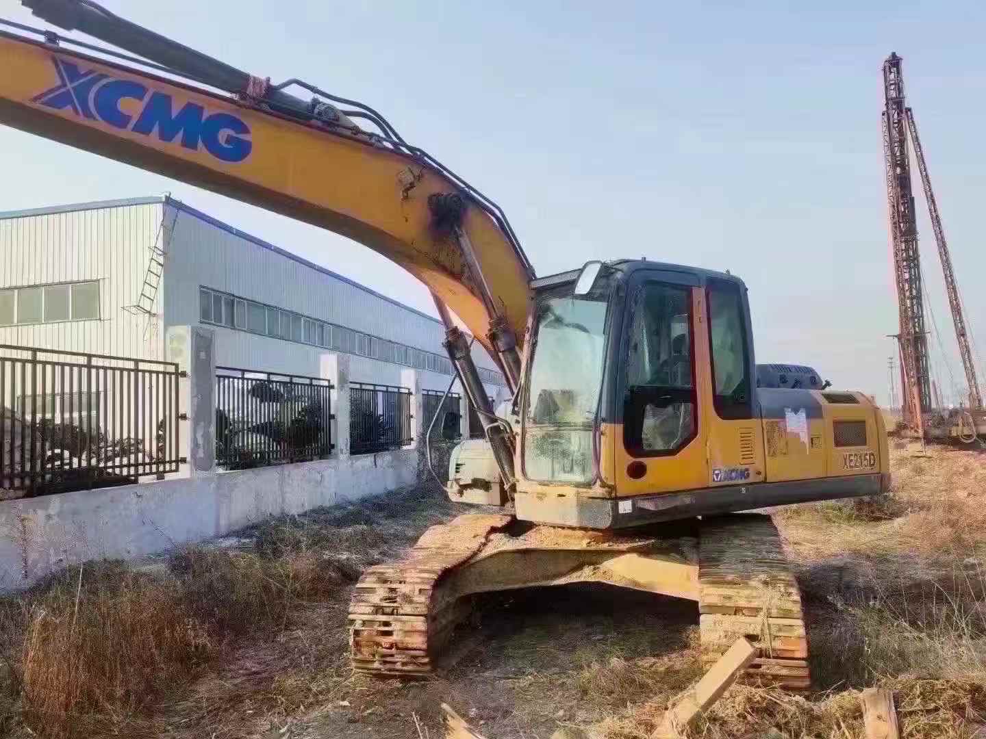 Used XCMG XE215 Excavator 2017 Model / 4