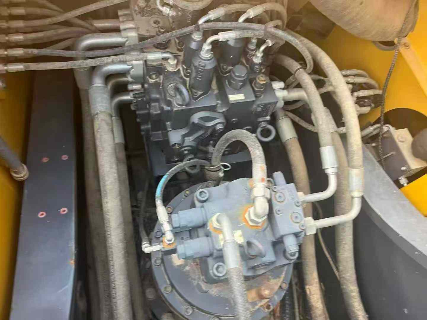 Used XCMG LW200 Excavator 2022 Model / 2