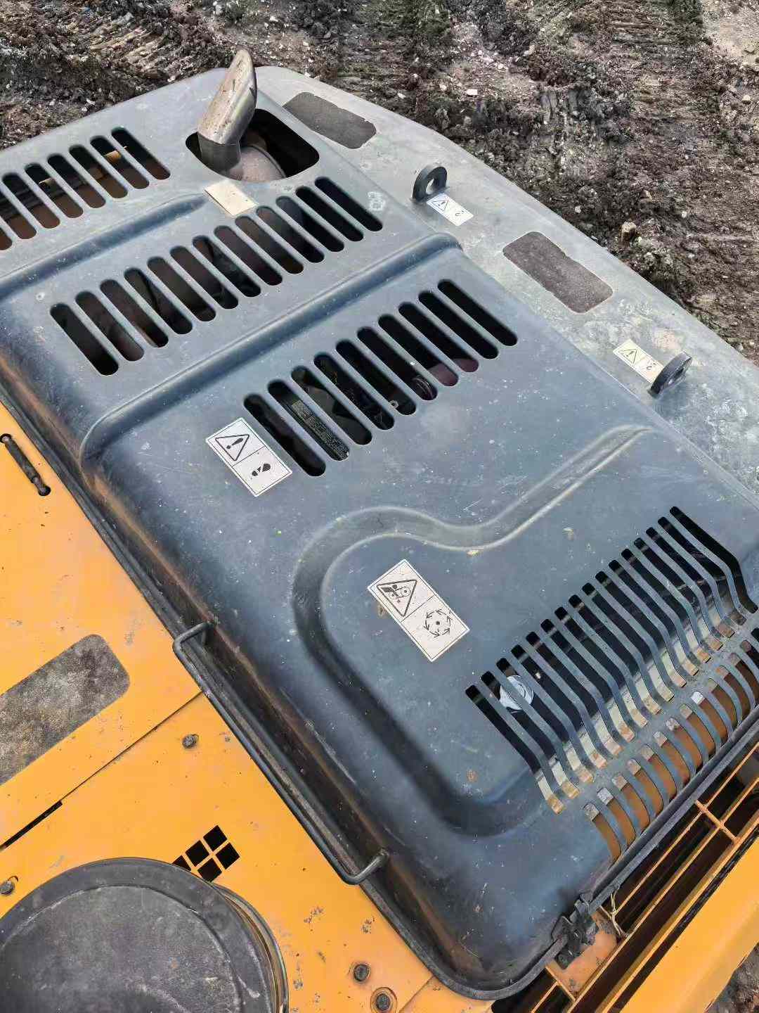 Used Hyundai R215VSN Excavator 2021 Model / 5