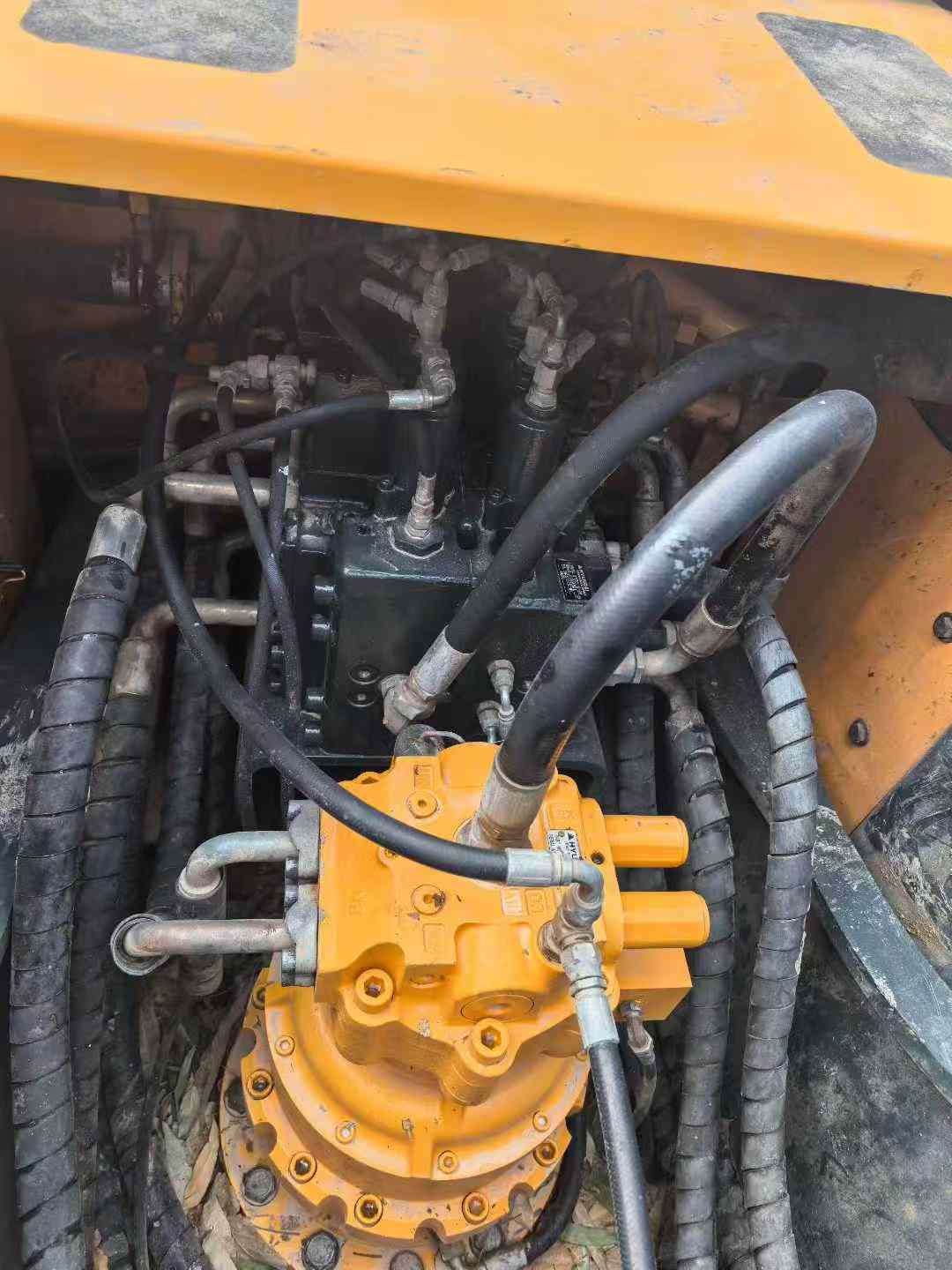 Used Hyundai R215VSN Excavator 2021 Model / 6