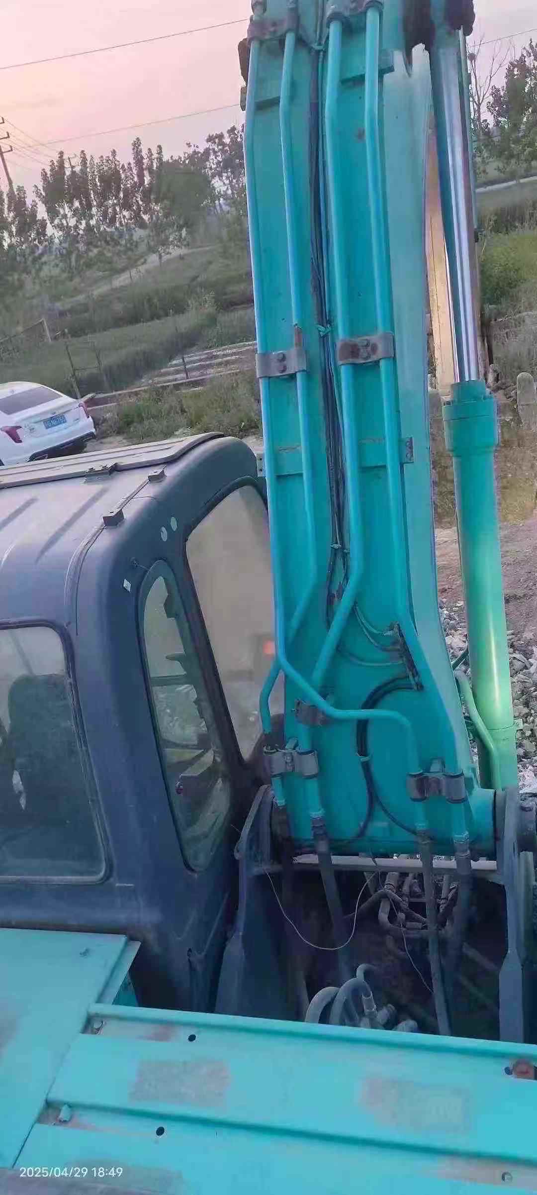 Used Kobelco SK210 Excavator 2013 Model / 8