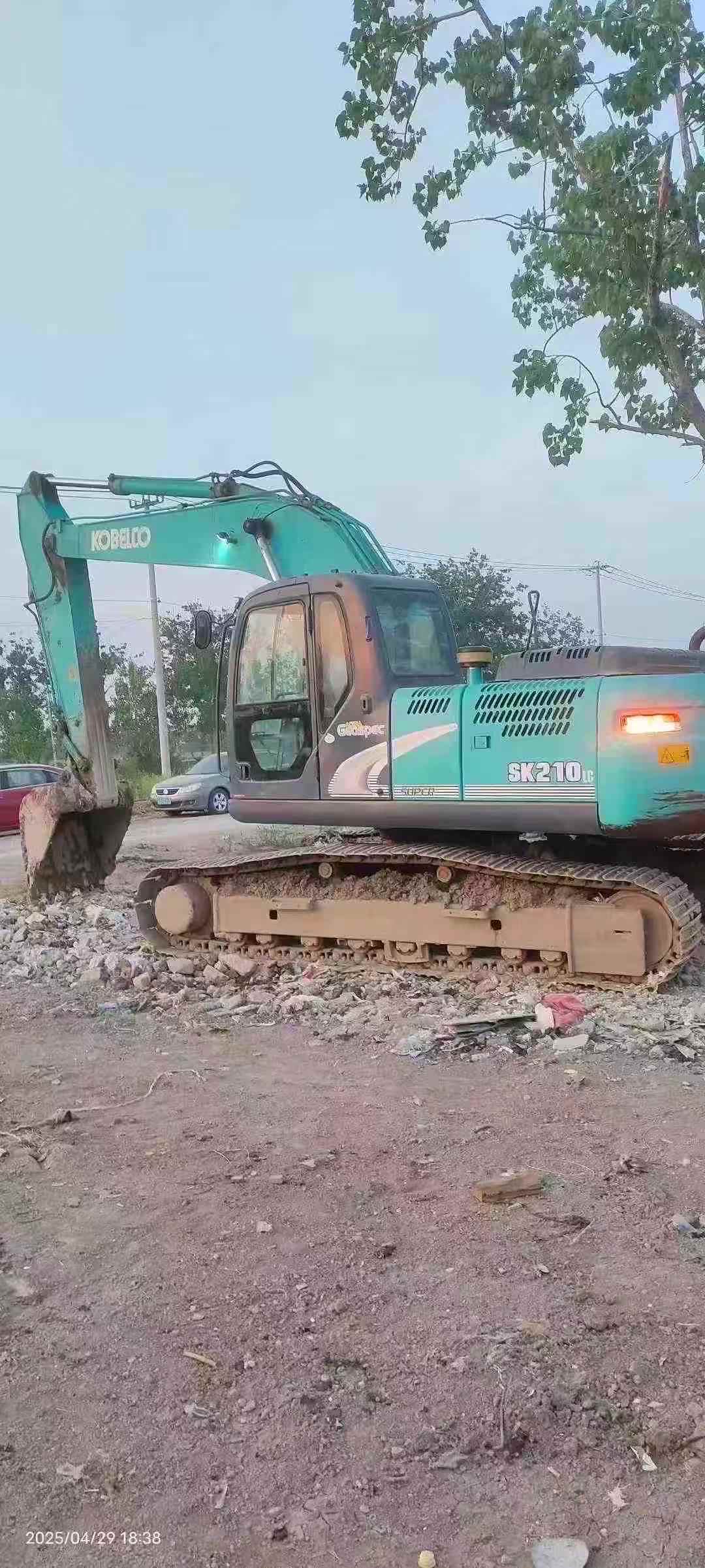 Used Kobelco SK210 Excavator 2013 Model / 4