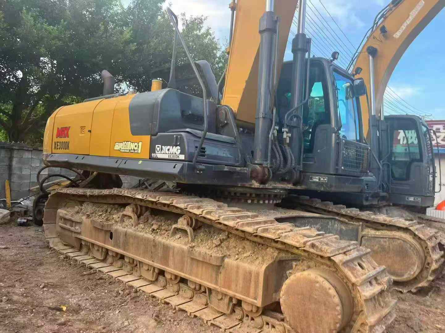 Used XCMG LW200 Excavator 2022 Model / 6