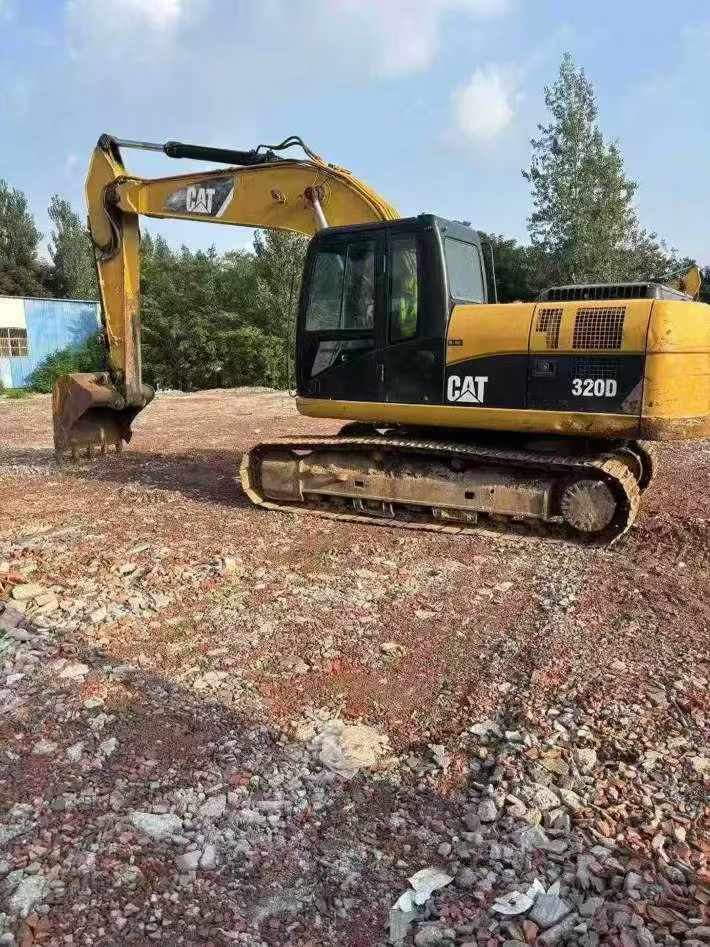 Used Caterpillar CT20 Excavator 2011 Model