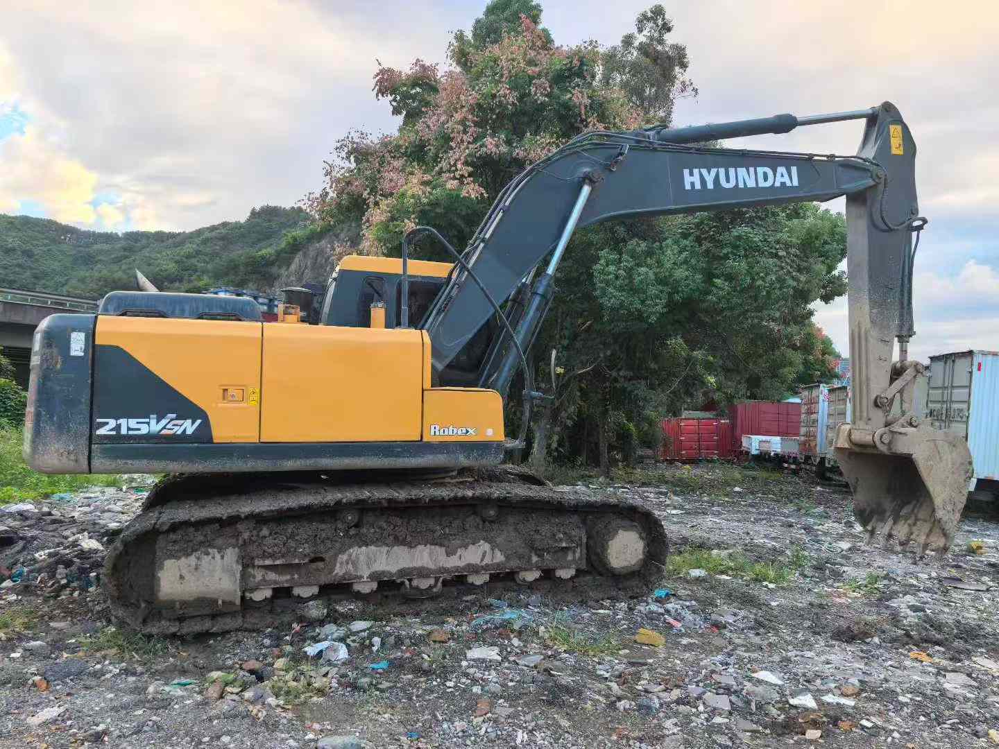 Used Hyundai R215VSN Excavator 2021 Model / 3