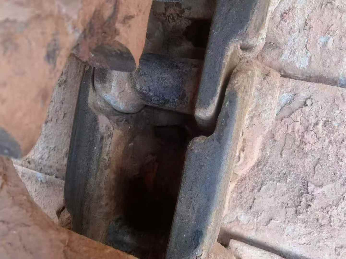 Used Kobelco SK200 Excavator 2016 Model / 9